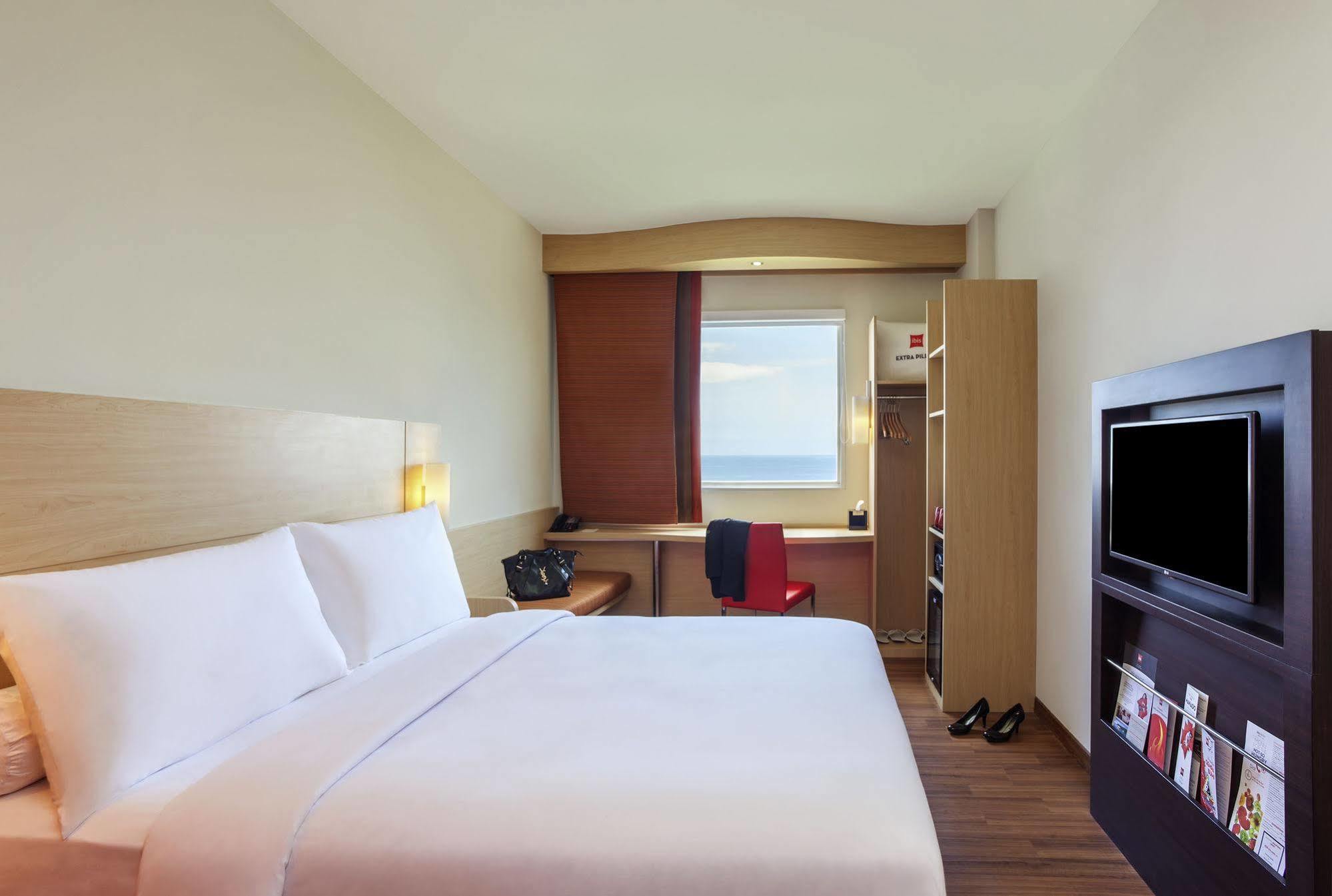 Ibis Baar Zug Exterior foto